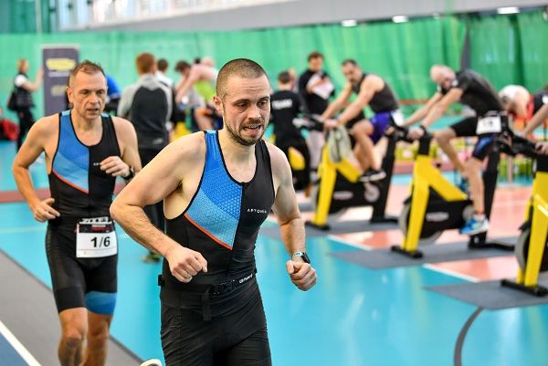 2020 Indoor Triathlon Warsaw PHOTOS, Indoor Triathlon Warsaw 2020 Zdjęcia, Триатлон в Варшаве, IRONMAN 5150 Warsaw Triathlon 2020, www.swim.by, Indoor Triathlon Warsaw PHOTO, Triathlon IRONMAN 5150 Warsaw FOTO, 2020 IRONMAN Indoor Triathlon Warsaw PHOTOS, Swim.by