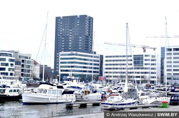 Морской порт в Антверпене Бельгия