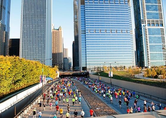 Chicago Marathon 2017, бизнес на марафоне, бизнес на спорте, спортивный проект, успешный спорт проект, EMG