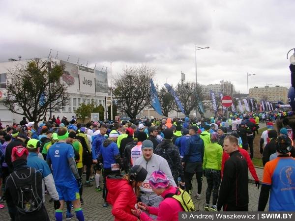 Inside of ONICO Gdynia Half Marathon 2017, полумарафон в Гдыне