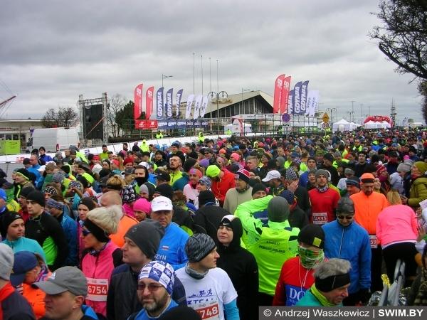 Inside of ONICO Gdynia Half Marathon 2017, полумарафон в Гдыне