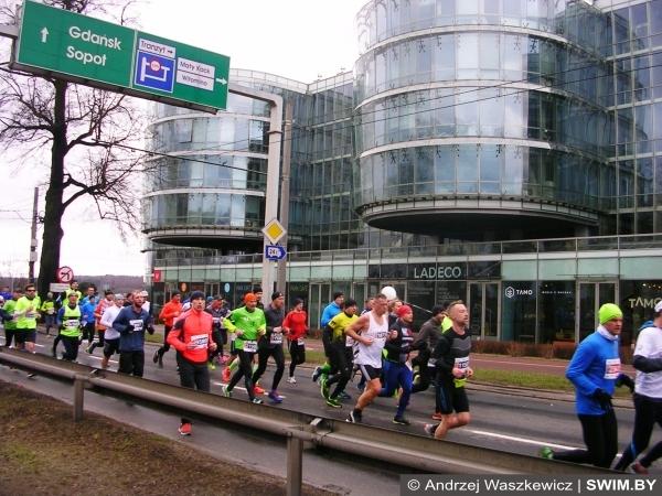 Inside of ONICO Gdynia Half Marathon 2017, полумарафон в Гдыне