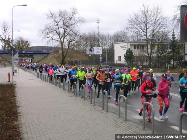 Inside of ONICO Gdynia Half Marathon 2017, полумарафон в Гдыне