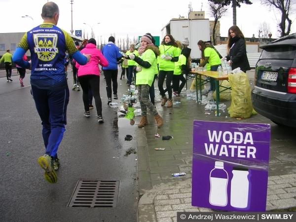 Inside of ONICO Gdynia Half Marathon 2017, полумарафон в Гдыне
