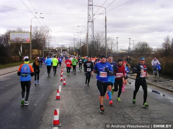 Inside of ONICO Gdynia Half Marathon 2017, полумарафон в Гдыне