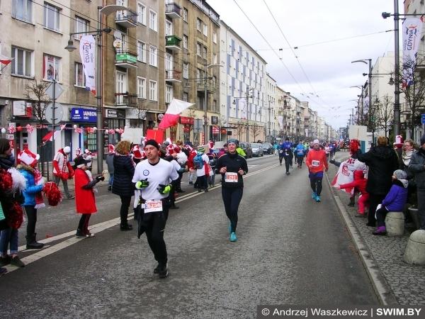 Inside of ONICO Gdynia Half Marathon 2017, полумарафон в Гдыне