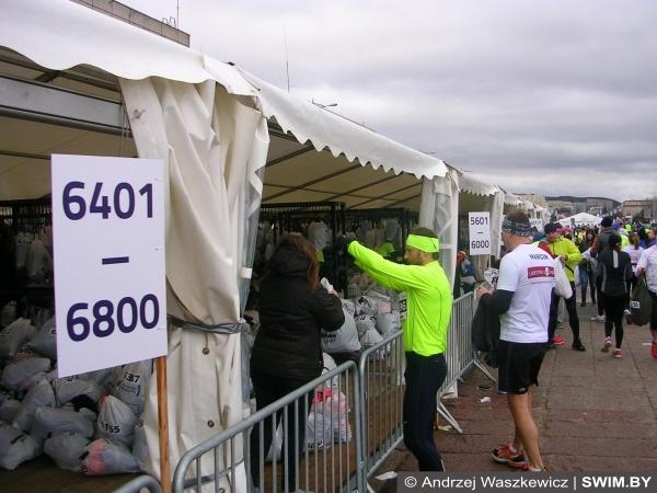 Inside of ONICO Gdynia Half Marathon 2017, полумарафон в Гдыне
