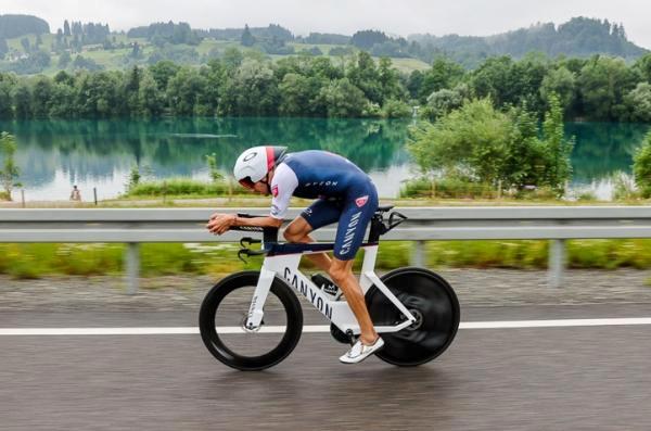 Jan Frodeno IRONMAN Triathlon, Lionel Sanders Triathlon, Jan Frodeno World Record, Jan Frodeno Ironman World Record, Tri Battle Ironman Triathlon, https://swimming.lt, IRONMAN Triathlon distance Record, World Record IRONMAN Triathlon, Andrzej Waszkewicz IRONMAN Triathlon, World Record IRONMAN Triathlon Videos, Jan Frodeno Triathlon Videos, Andrzej Waszkewicz Sports Manager, Swim.by