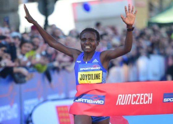 Prague Half Marathon 2017, Prague Half Marathon, полумарафон в Праге, Swim.by, EMG