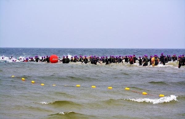 Open Water Swimming Photos, Open Water Swimming Gdynia, www.swim.by, Open Water Swim, Sprint Triathlon Gdynia 2019, Swim.by