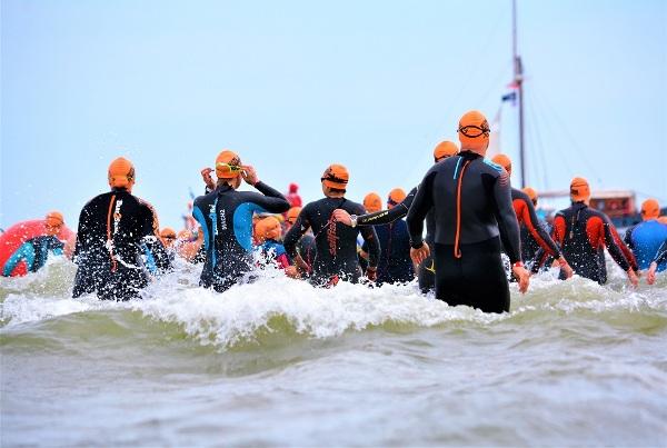 Open Water Swimming Photos, Open Water Swimming Gdynia, www.swim.by, Open Water Swim, Sprint Triathlon Gdynia 2019, Swim.by