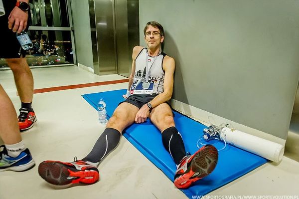 RONDO 1 Run Up, RONDO 1 Run Up Warsaw, Bieg Na Szczyt Rondo 1, www.running.by, Stair Climbing Running, Towerrunning European Championships 2020, Running.by