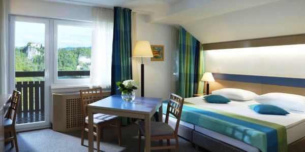 Winter Vacations in Slovenia, Winter in Bled, Winter in Slovenia, Winter Swimming World Cup, www.swim.by, Winter in Slovenia Video, Winter Holidays Bled Slovenia, Winter Vacations Bled Slovenia, Winter Swimming World Cup Slovenia, Swim.by