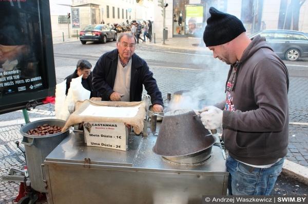 Жареные каштаны в Лиссабоне